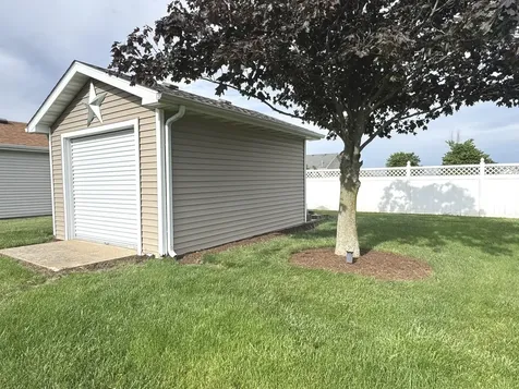 2041 South Bluff Road Kankakee IL 60901