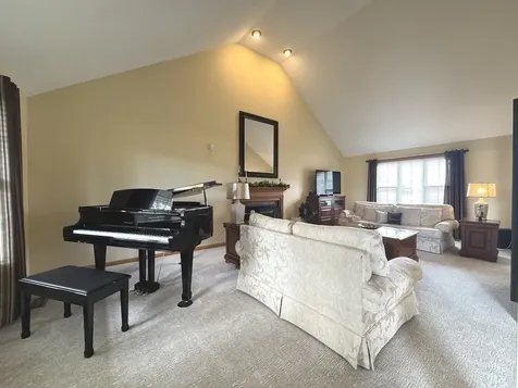 2041 South Bluff Road Kankakee IL 60901