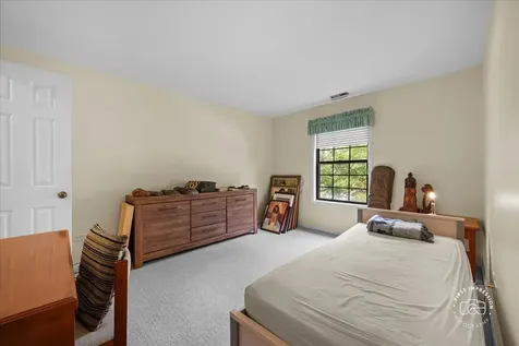 356 Elizabeth Drive Wood Dale IL 60191
