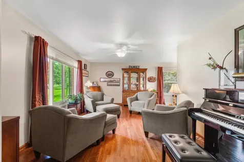 910 North Bell Street Gibson City IL 60936