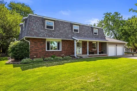 910 North Bell Street Gibson City IL 60936