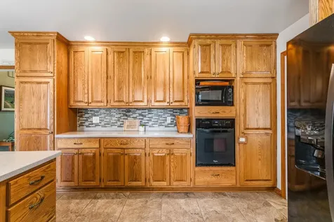 910 North Bell Street Gibson City IL 60936