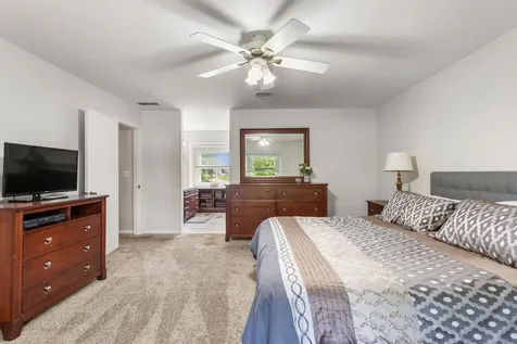 910 North Bell Street Gibson City IL 60936