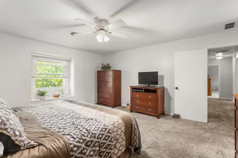 910 North Bell Street Gibson City IL 60936