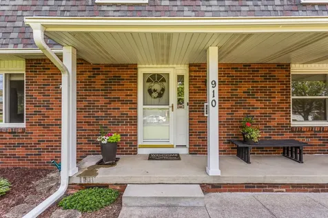910 North Bell Street Gibson City IL 60936