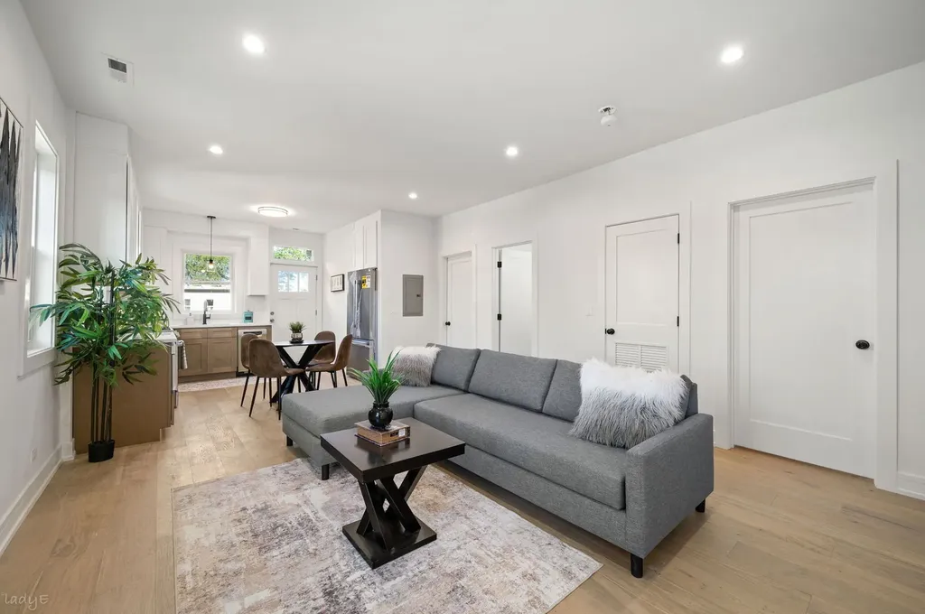 3941 North Spaulding Avenue Chicago IL 60618