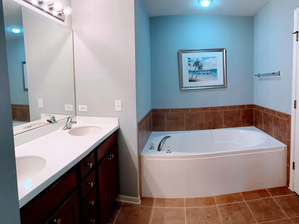 775 Lewisburg Lane Aurora IL 60504