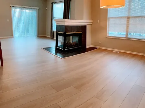 775 Lewisburg Lane Aurora IL 60504