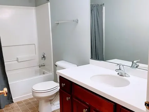 775 Lewisburg Lane Aurora IL 60504