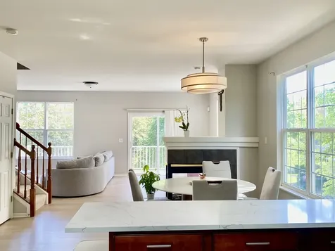 775 Lewisburg Lane Aurora IL 60504
