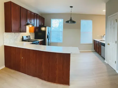 775 Lewisburg Lane Aurora IL 60504