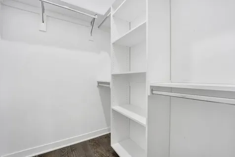 1802 South State Street Chicago IL 60616