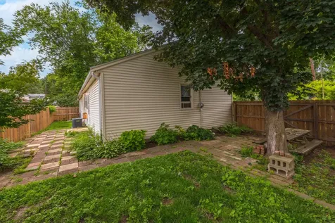 801 Fremont Street Bloomington IL 61701