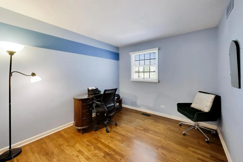 24143 West 103rd Street Naperville IL 60564