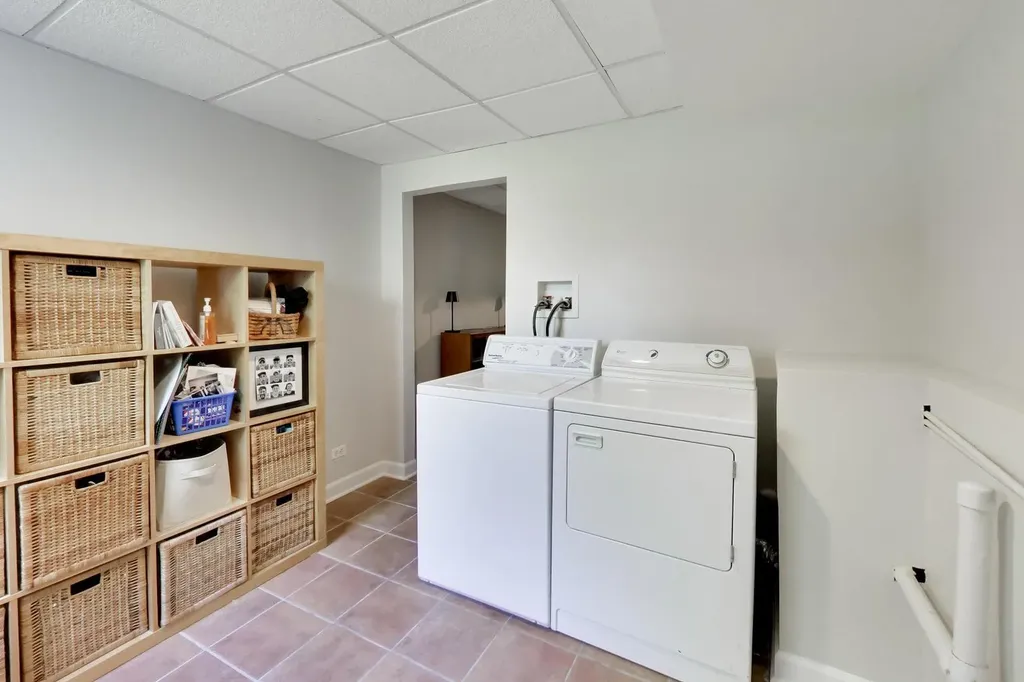 24143 West 103rd Street Naperville IL 60564