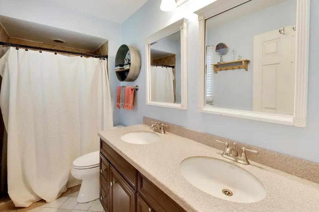 24143 West 103rd Street Naperville IL 60564