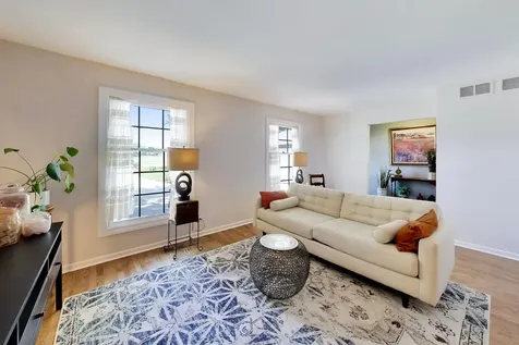 24143 West 103rd Street Naperville IL 60564
