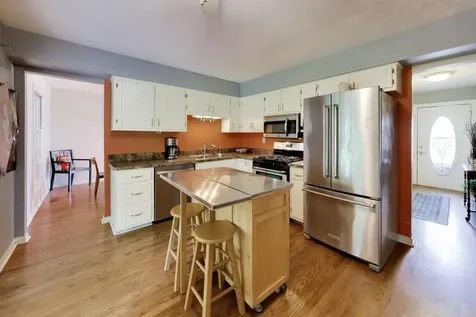 24143 West 103rd Street Naperville IL 60564