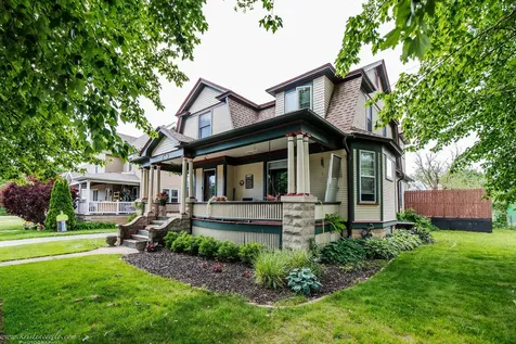 109 West North Street Peotone IL 60468