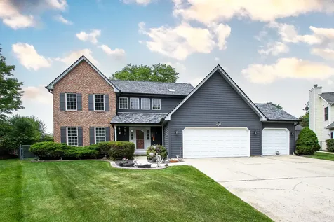 2153 Jordan Circle Elgin IL 60123
