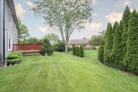 2153 Jordan Circle Elgin IL 60123