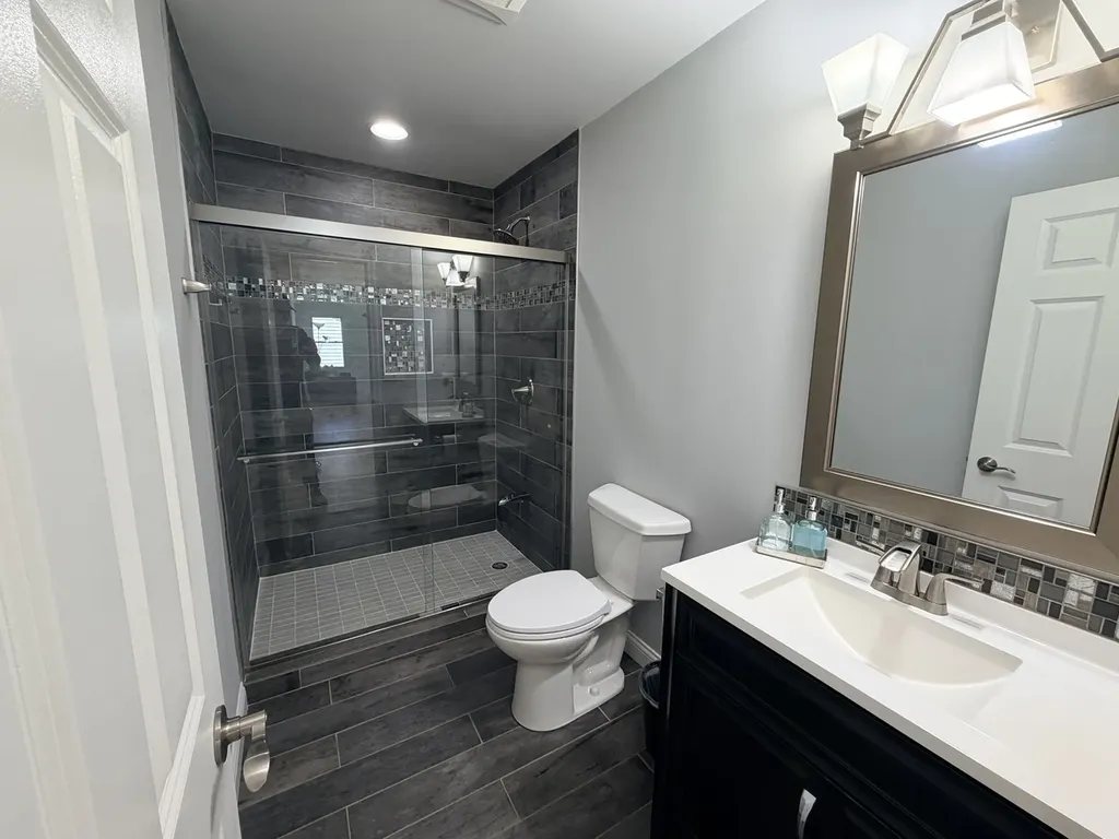 1090 Crestwood Lane Bolingbrook IL 60440