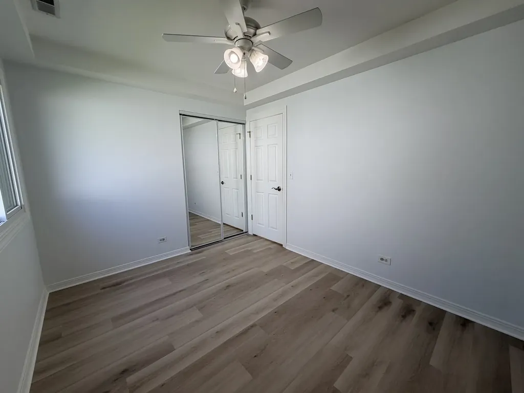 1090 Crestwood Lane Bolingbrook IL 60440