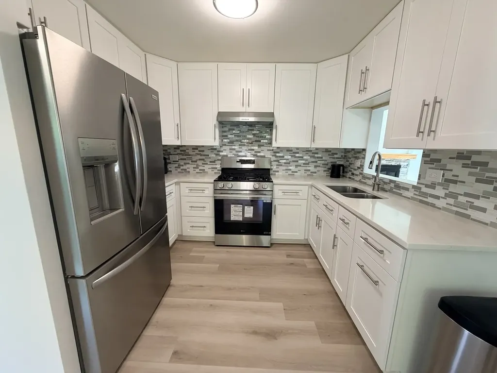 1090 Crestwood Lane Bolingbrook IL 60440