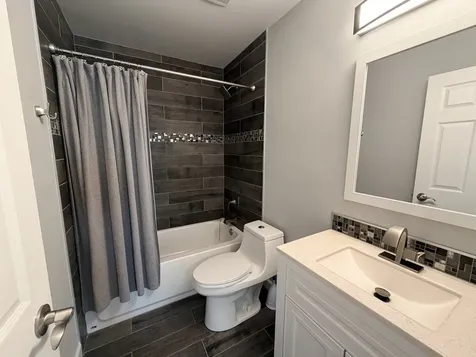 1090 Crestwood Lane Bolingbrook IL 60440