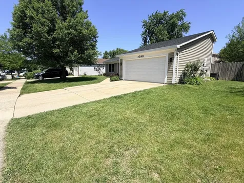 1090 Crestwood Lane Bolingbrook IL 60440