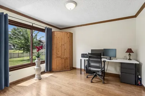 1573 Clemson Drive Naperville IL 60565