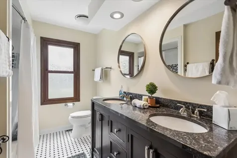 1573 Clemson Drive Naperville IL 60565