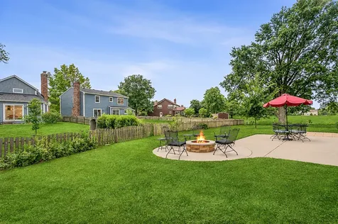 1573 Clemson Drive Naperville IL 60565