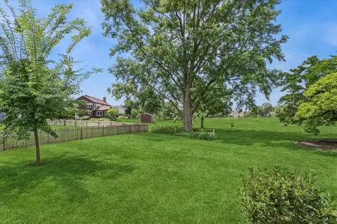 1573 Clemson Drive Naperville IL 60565