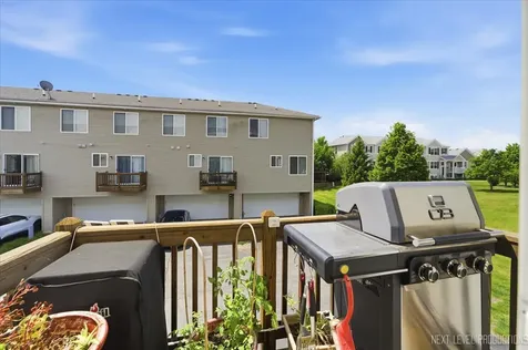 1668 Ruby Drive Pingree Grove IL 60140