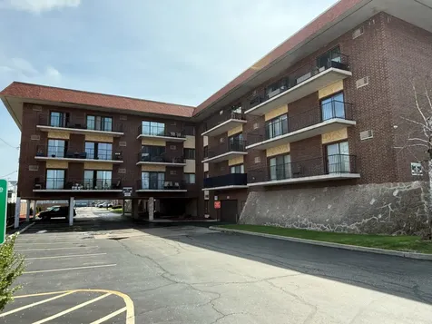 9520 Mayfield Avenue Oak Lawn IL 60453