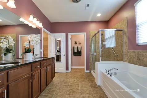 3569 Canton Circle Mundelein IL 60060
