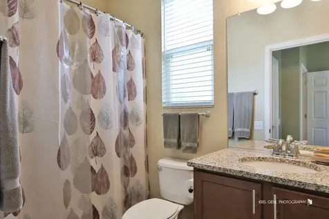 3569 Canton Circle Mundelein IL 60060