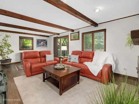 812 South Madison Avenue La Grange IL 60525