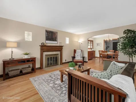 812 South Madison Avenue La Grange IL 60525