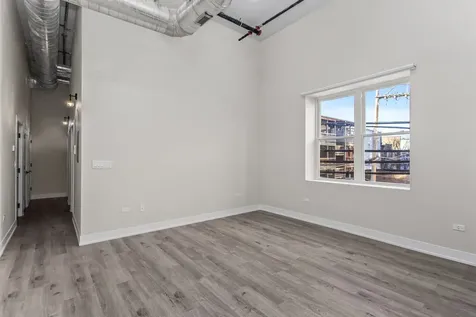 3214 West Lawrence Avenue Chicago IL 60625
