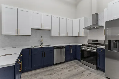 3214 West Lawrence Avenue Chicago IL 60625