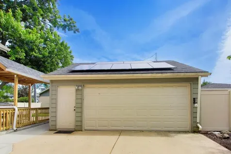 317 Olmsted Road Riverside IL 60546