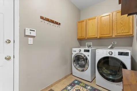 2203 Miramar Court Buffalo Grove IL 60089