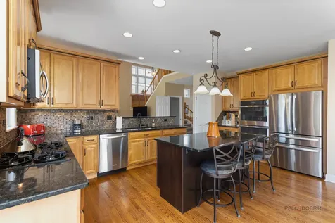 2203 Miramar Court Buffalo Grove IL 60089
