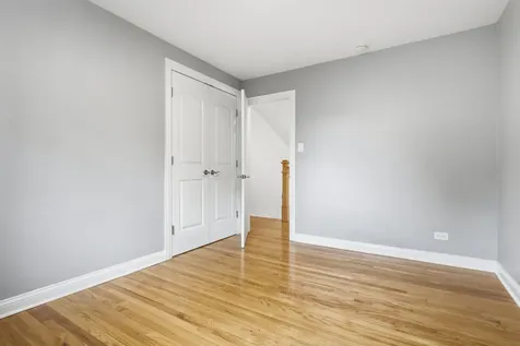 331 East Huntington Avenue Elmhurst IL 60126