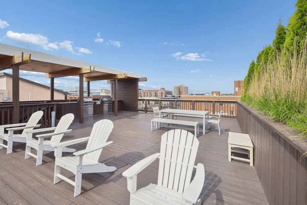 1327 West Washington Boulevard Chicago IL 60607