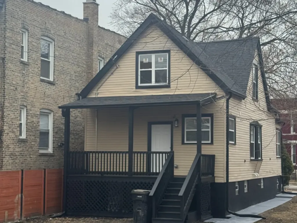 6418 South May Street Chicago IL 60621