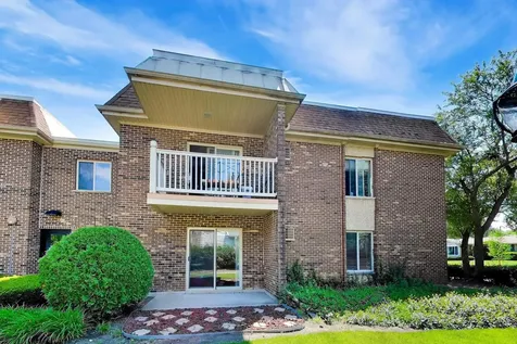 906 West Alleghany Drive Arlington Heights IL 60004