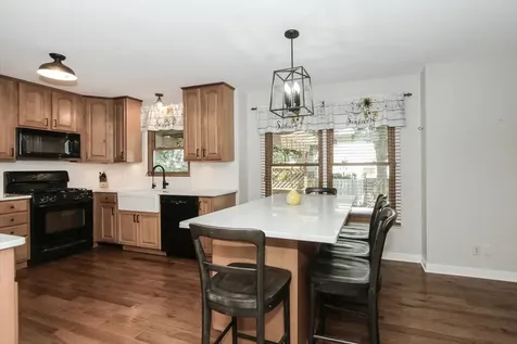 1179 Hanover Drive Batavia IL 60510